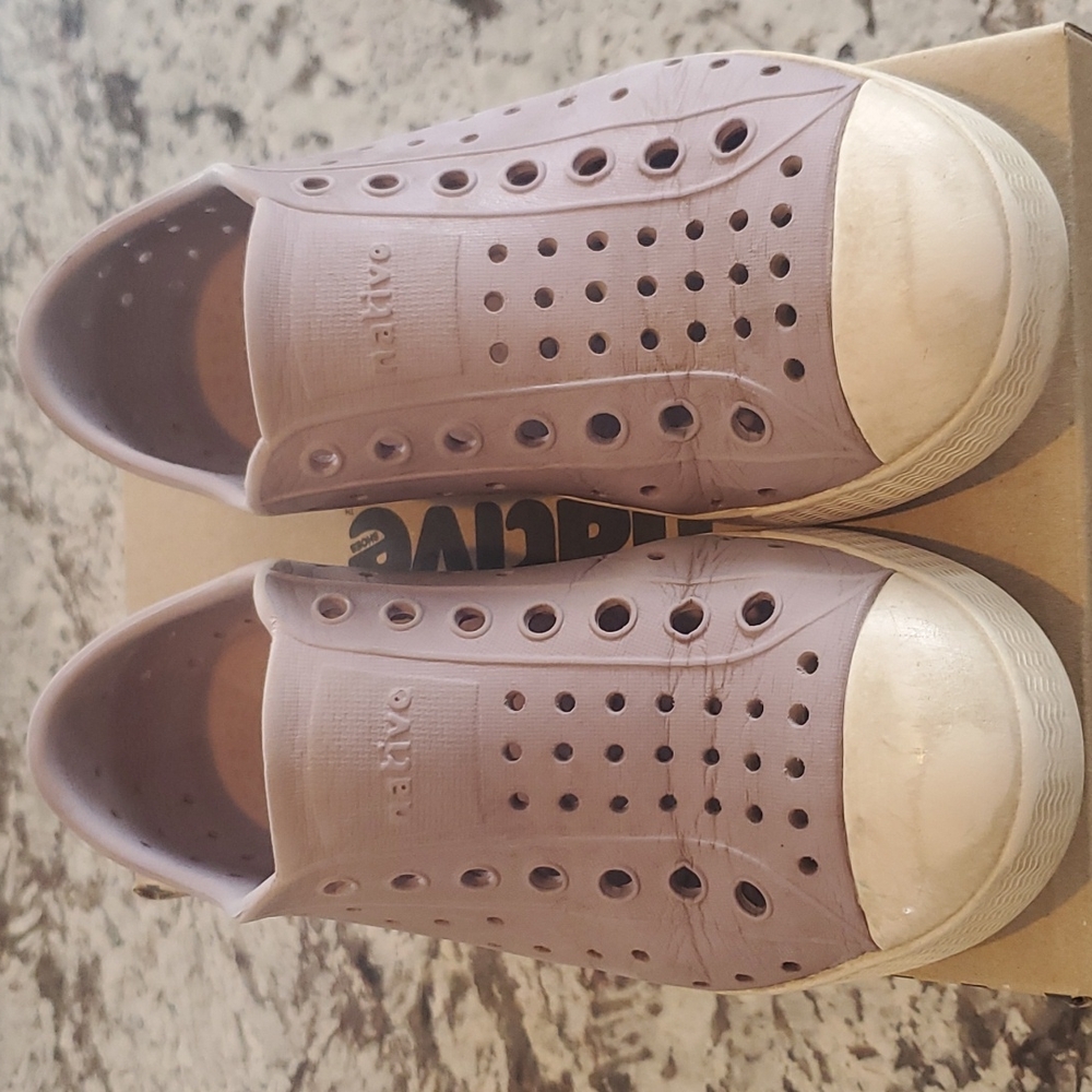 Girls Native shoes